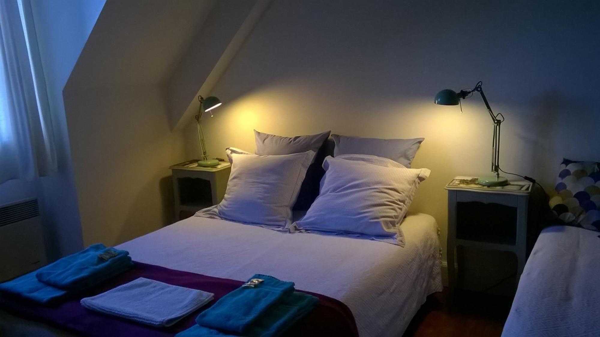 La Ferme De La Fosse Dionne Bed & Breakfast Tonnerre Exterior photo